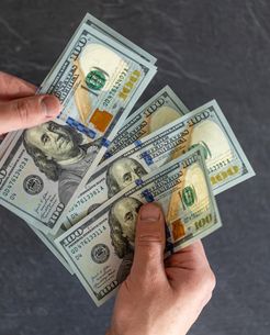 [HOAKS] Indonesia Stop Pakai Dollar AS dan Pindah ke Yuan