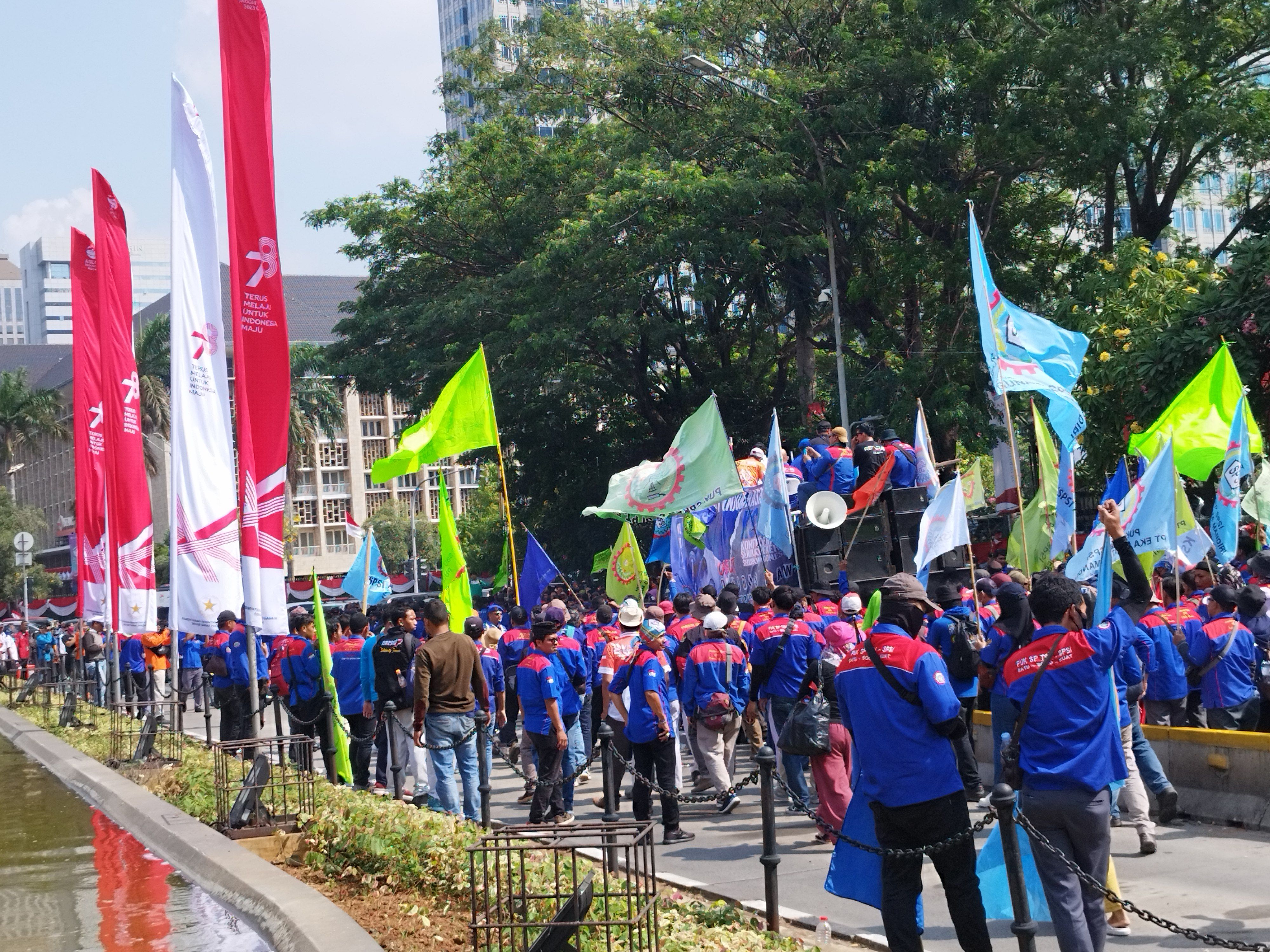 Demo di Patung Kuda, Buruh Tuntut Kedaulatan Pangan dan Tak Lagi Impor
