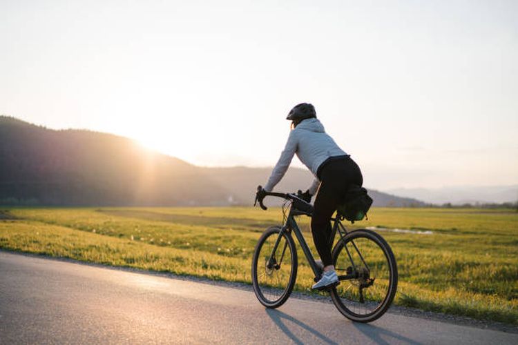 Manfaat rutin bersepeda bagi kesehatan.