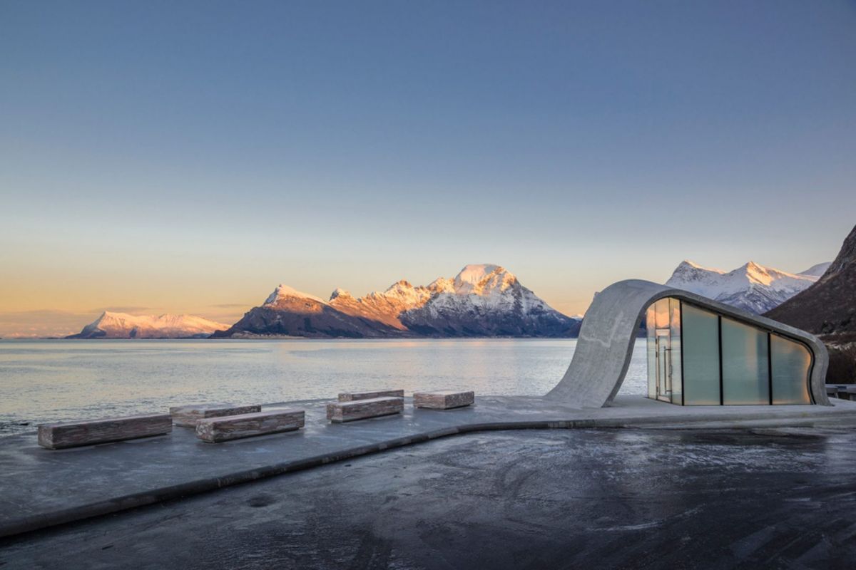 Tempat ini dirancang oleh firma Haugen/Zohar Arkitekter (HZA) 