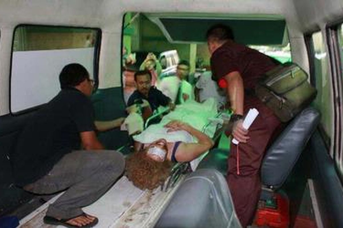 Salah satu korban yang datang ke RSI Santosa dan menjadi korban kecelakaan di Tanjakan Emen  