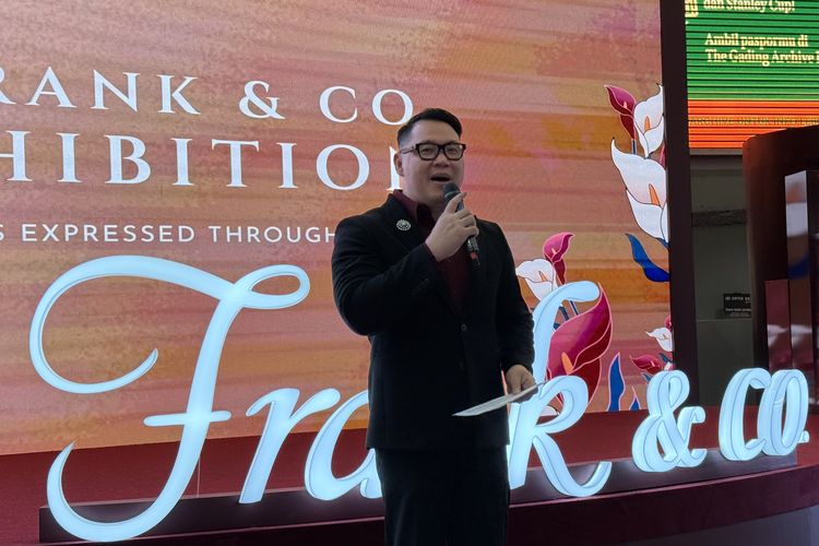General Manager Frank & co., Rolly Soesanto di Frankly, That?s Love Exhibition di Mall Kelapa Gading 3, Rabu (11/2/2026).
