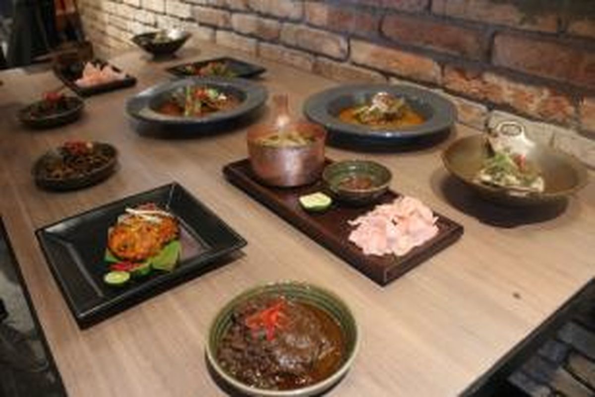 Menu Unggulan Chef Marco yang ditampilkan di pembukaan Chef Marco Padang Peranakan Resto, Selasa (01/12/2015).
