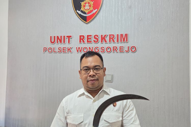 Residivis di Banyuwangi Tiba-tiba Datang Bawa Celurit dan Terobos Rumah, Warga Panik