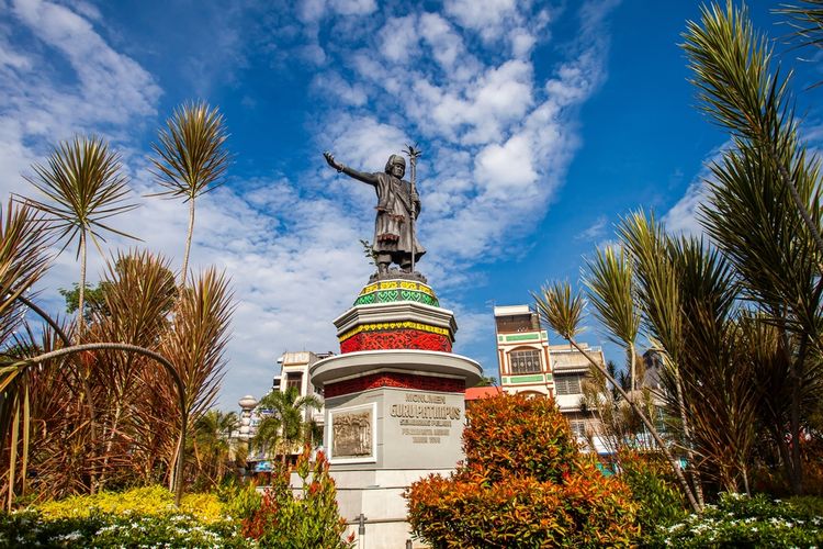 Patung Guru Patimpus Sembiring, salah satu ikon Kota Medan, Sumatera Utara, diambil (21/8/2023).