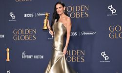 Demi Moore Tampil Lebih Tirus di Milan Fashion Week, Isu Operasi Plastik dan Ozempic Muncul Lagi