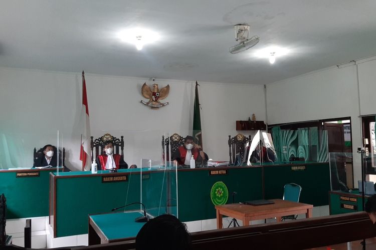 Sidang Tuntutan Jaksa Penuntut umum dalam Sidang Sate Sianida di PN Bantul Senin (15/11/2021)