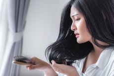 10 Cara Mengatasi Rambut Rontok secara Alami, Obat, dan Perawatan