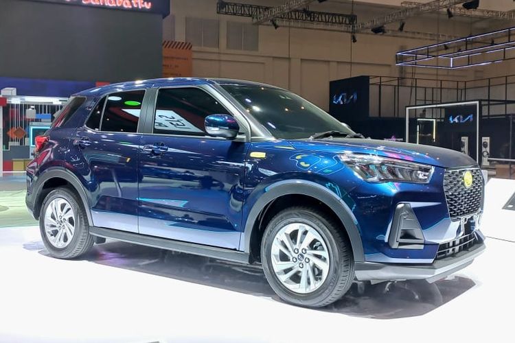 Penampakan Daihatsu Rocky Hybrid pada GIIAS 2022