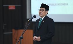 Lantik Pejabat Baru Kemendesa PDTT, Gus Menteri Ingatkan Soal Tugas dan Tanggung Jawab