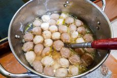 Resep Kuah Bakso Gurih Tanpa Micin, Lebih Sehat Bikin Sendiri