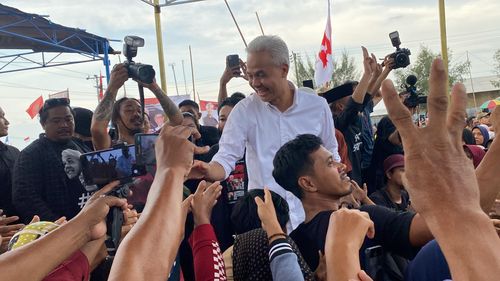 Kampanye di Brebes, Ganjar Minta Pendukungnya Tertib Lalu Lintas