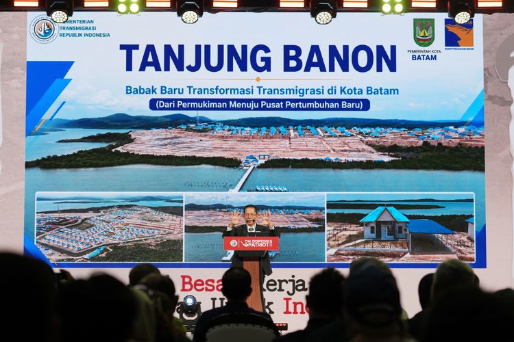 Ekonomi Batam Tumbuh 7,28 Persen, Menteri Transmigrasi: Industrialisasi Luar Jawa Jadi Mesin Pertumbuhan Baru