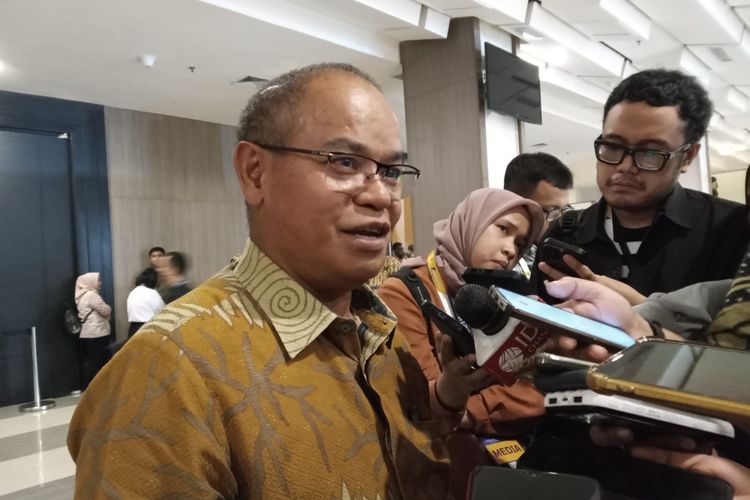 Wakil Direktur Utama Hutama Karya Aloysius Kiik Ro