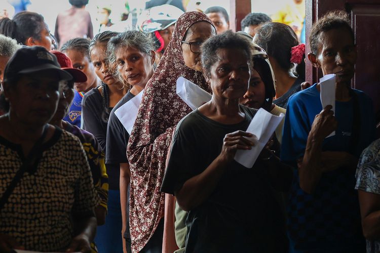 Negara, Robin Hood Modern, dan Ketergantungan Rakyat