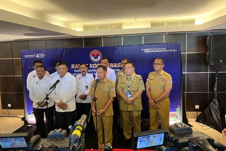Dukung Pengelolaan Kawasan Perbatasan, Plt Gubernur Riau Hadiri Rakorendal BNPP