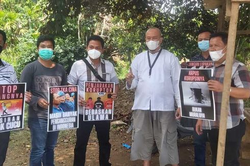 Beredar Foto 5 Anggota Intel Polisi Rekayasa Demonstrasi Saat Jokowi ke Lampung, Ini Faktanya