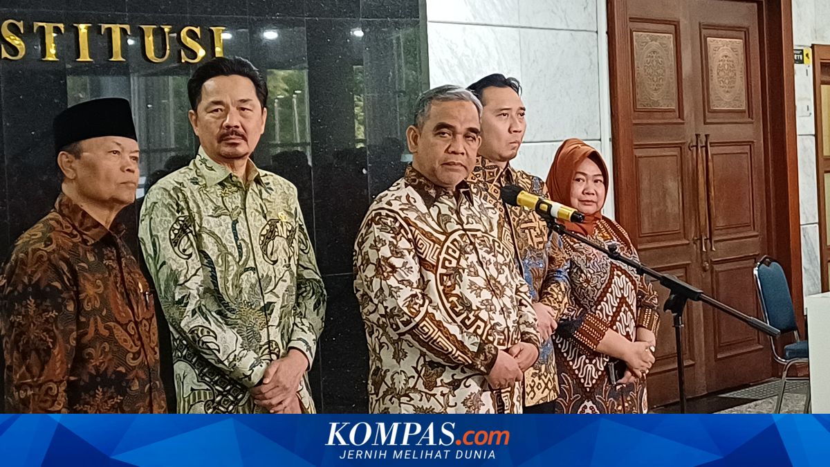 MPR dan MK Teken MoU soal Salinan Putusan hingga MPR Tafirkan Konstitusi