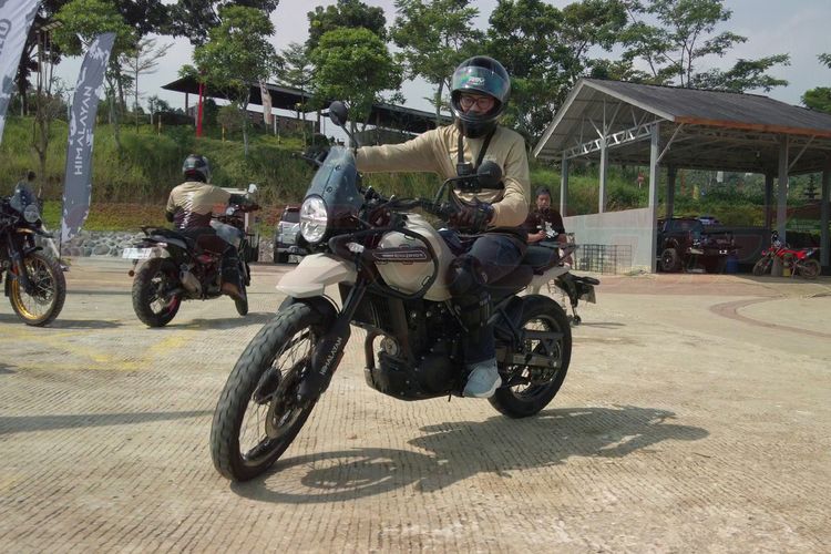 Royal Enfield Himalayan 450