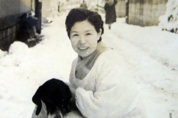 Fumiko Minami berjuang menyempurnakan rice cooker.