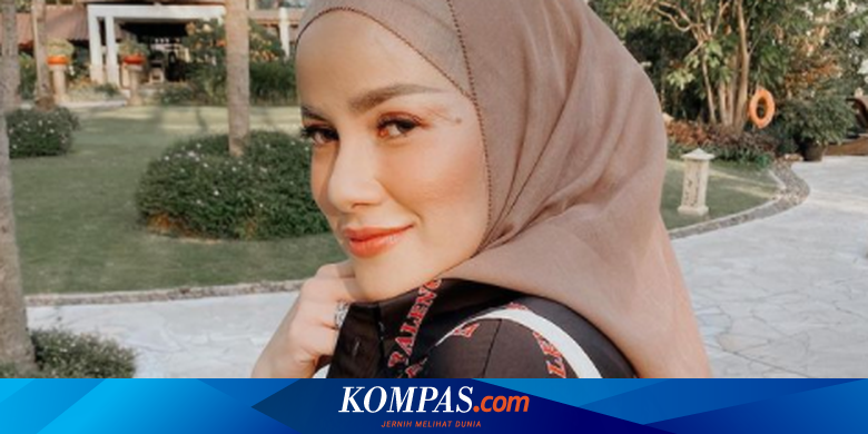 Klarifikasi Olla Ramlan Usai Hapus Nama Suami: Kepanjangan - Vimarsana News