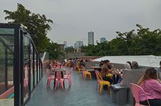 3 Tips Berkunjung ke SCBD Park, Datang Sore