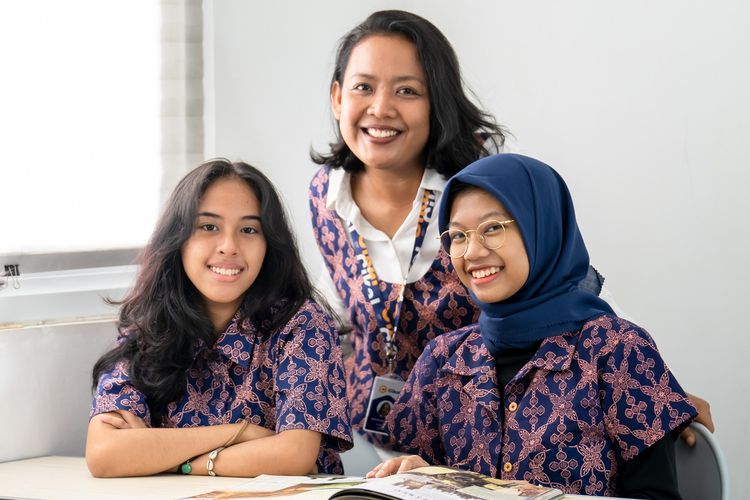 SMA Cikal Serpong, SMA Swasta Nasional dengan Kurikulum Cikal di Tangerang Selatan, meraih Akreditasi A dari Badan Akreditasi Nasional. 