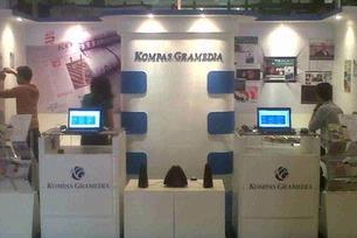 Stad Kompas Gramedia, di Kompas Karier Fair 2013 di Gedung Land Mark Braga, Jalan Braga, Bandung, Jawa Barat. Acara berlangsung 16 Januari-17 Januari 2013.