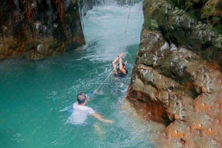 Curug Leuwi Lieuk, Sentul, Bogor