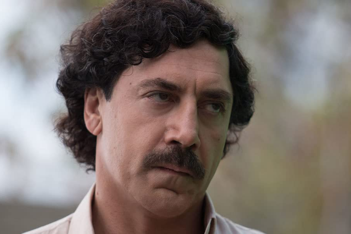 Aktor Javier Bardem berperan sebagai Pablo Escobar dalam film Loving Pablo.