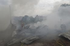 Pabrik Penggilingan Kapas di Pasar Rebo Terbakar, 1 Mobil Pikap Hangus