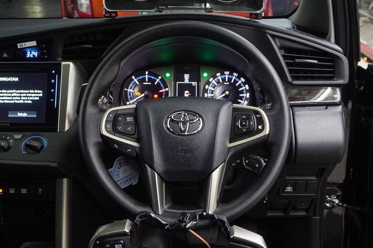 Toyota Kijang Innova Reborn tipe E bisa dimodifikasi jadi seperti tipe Venturer