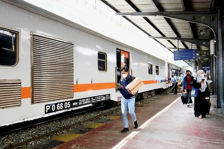 PT KAI Divre I SU memberlakukan tarif khusus rute Stasiun Medan -Tebing Tinggi (PP) dan Stasiun Mambangmuda - Rantau Prapat (PP) mulai 1 Desember 2022