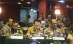 Pj Gubernur Sumsel: Masyarakat Perlu Dilibatkan dalam Penanggulangan Karhutla