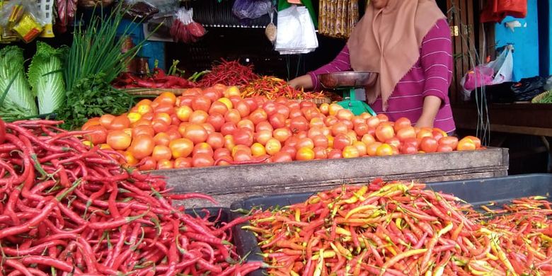 Update, H2 Akhir Tahun, Cabai Merah Besar dan Telur Ayam Kompak Naik