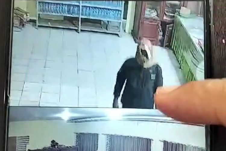 SMAN di Padang Pariaman Dibobol Maling, Infokus dan Uang Rp 500.000 Raib