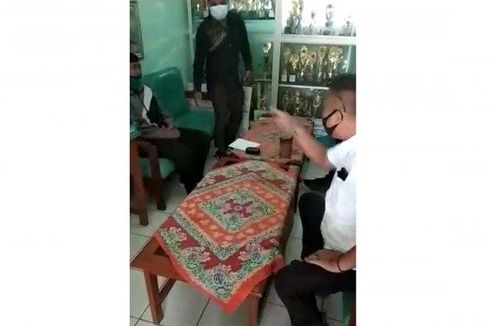 Guru SMP Dimarahi Perangkat Desa gara-gara Unggah Video Jalan Rusak, Ini Ceritanya