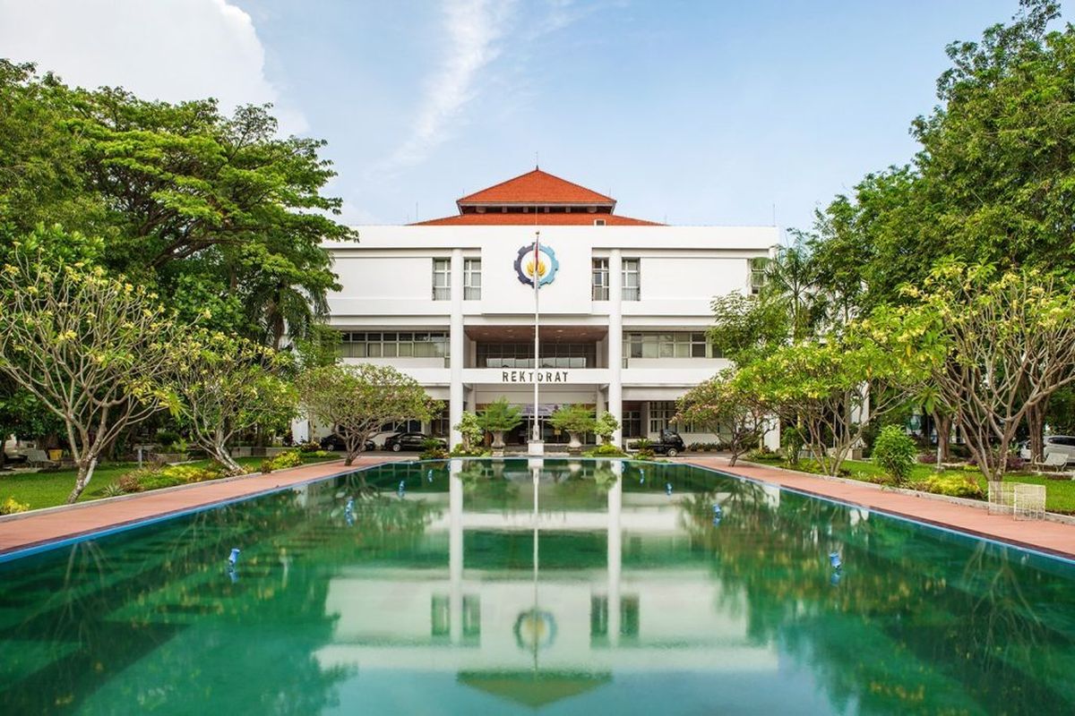 Gedung rektorat Institut Teknologi Sepuluh Nopember (ITS)