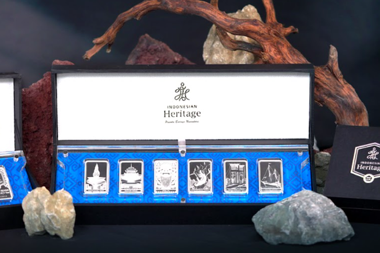 Produk perak bertemakan Indonesian Heritage yang dirilis oleh PT Antam