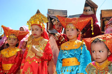 Limpapeh Rumah Nan Gadang, Baju Tradisional Sumatera Barat