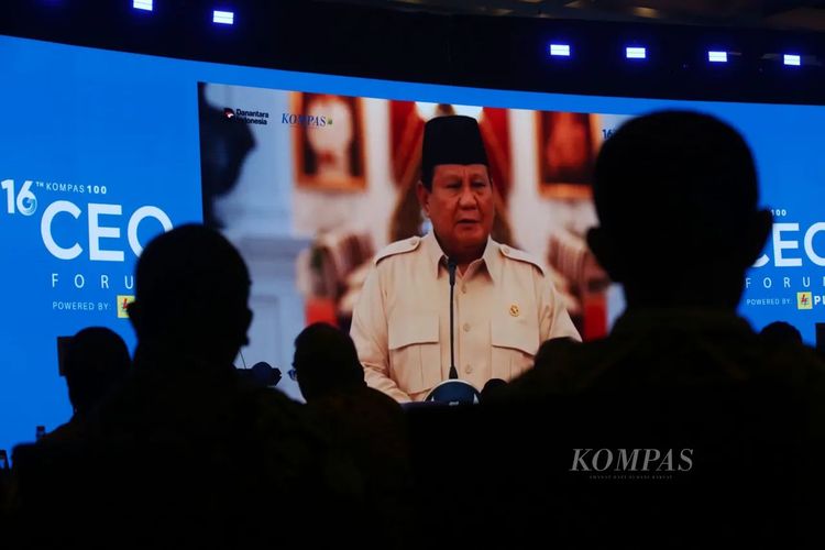 Sambutan Presiden RI Prabowo Subianto dalam puncak acara 16th Kompas100 CEO Forum powered by PLN, Rabu (26/11/2025).