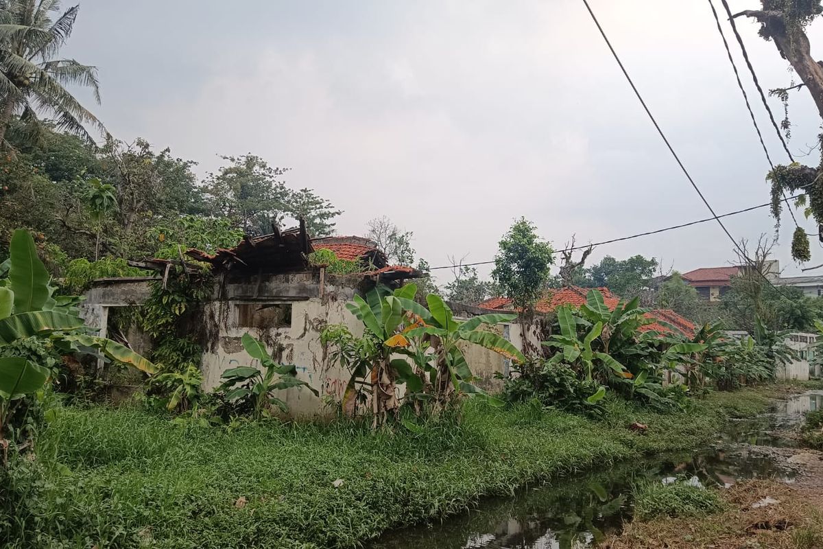 Kampung mati bekas pengungsian warga Vietnam di kawasan Kramat Jati, Jakarta Timur.