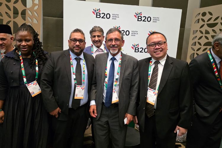 Dekan FEM IPB Irfan Syauqi Beik di sela-sela menjadi pembicara di B20 Afrika Selatan