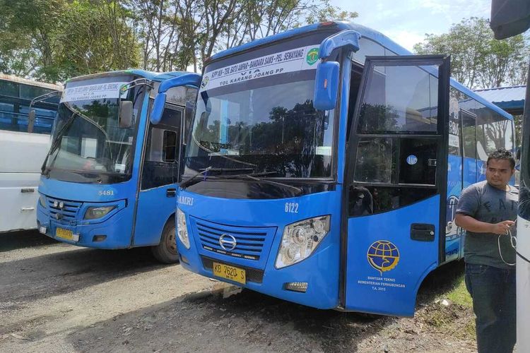 15 Unit Bus Damri disiapkan pemerintah dengan rute Balikpapan-IKN dimulai hari ini.
