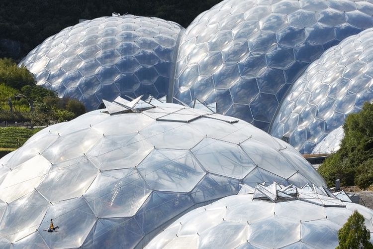 Eden Project oleh Grimshaw Architects