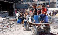 WHO: Warga Gaza Mulai Makan Pakan Ternak dan Minum Air Limbah