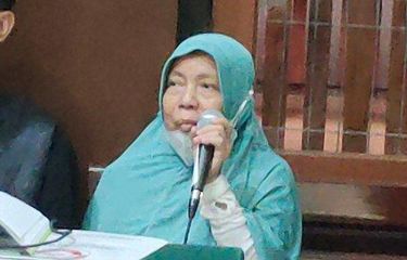 Kronologi Nenek 60 Tahun Divonis 5 Tahun Penjara gegara Terima ...