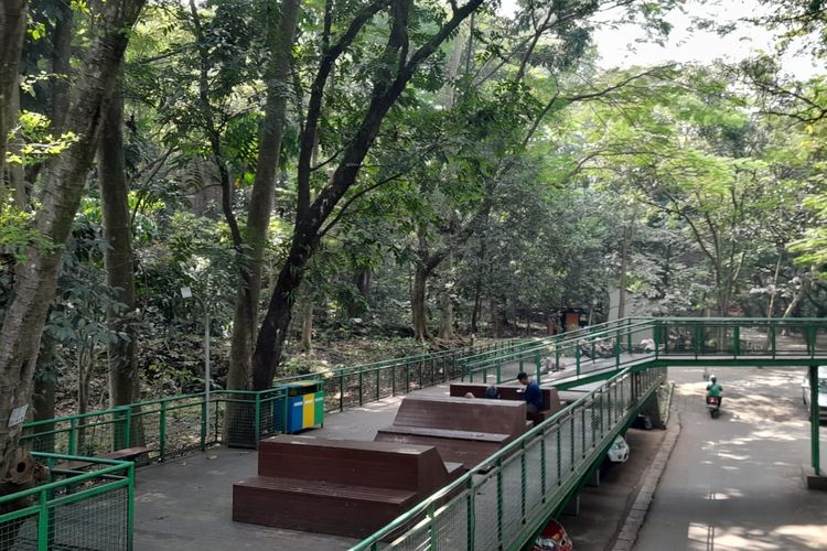 Salah satu fasilitas di Hutan Kota Babakan Siliwangi