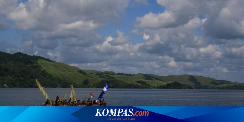 Berkunjung Ke Danau Terbesar Di Papua