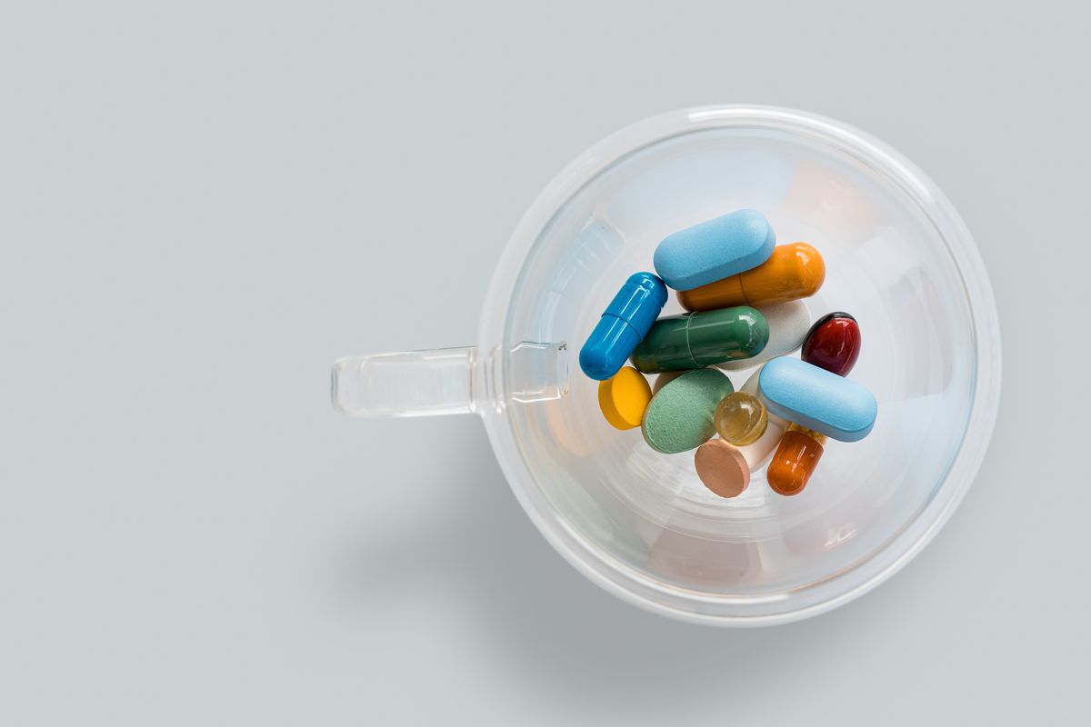 Ilustrasi multivitamin. 